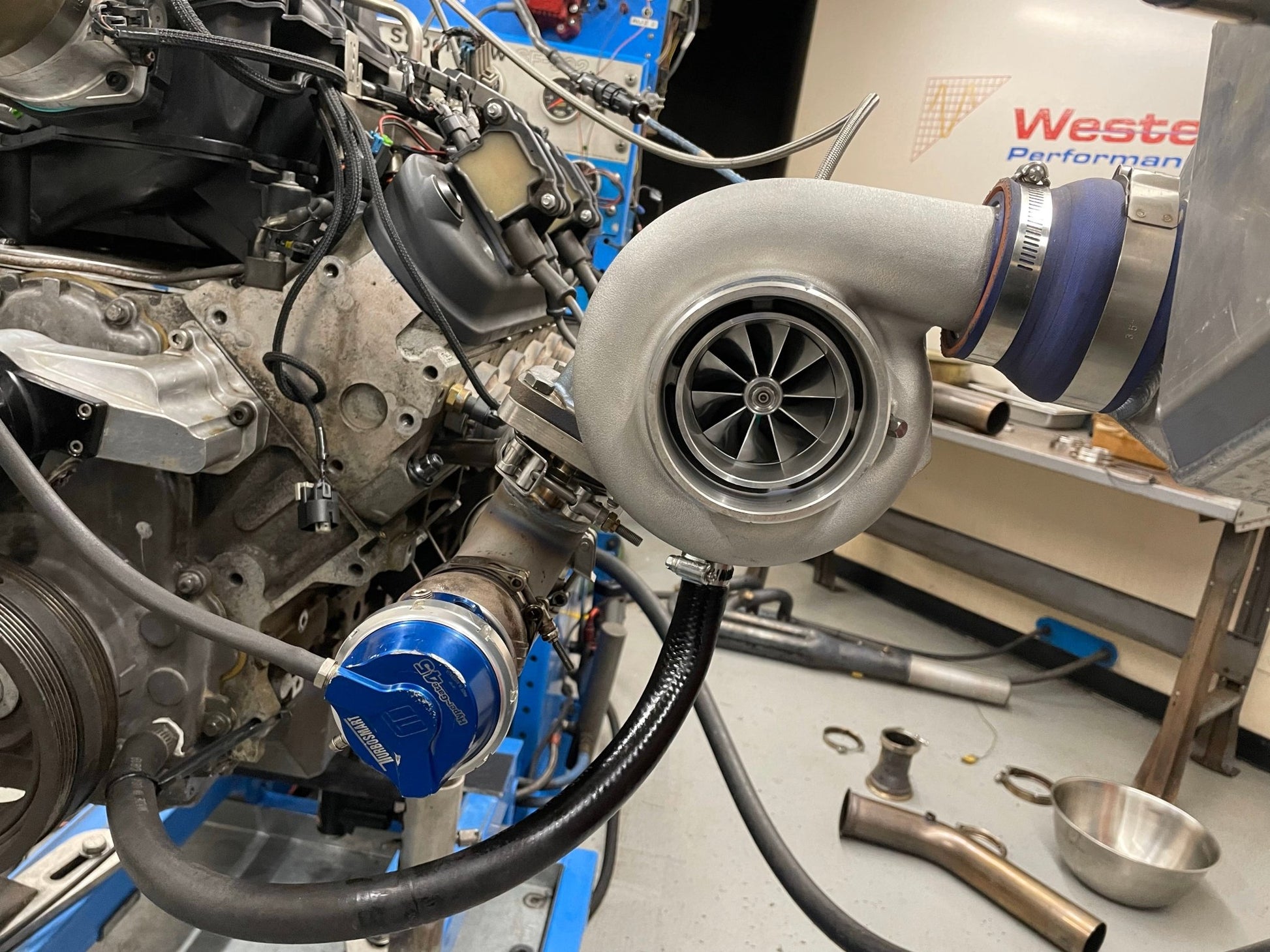 T4 RHiP1050 Compare to G35-1050 Billet Wheel Ball Bearing turbo - Richard Holdener Performance